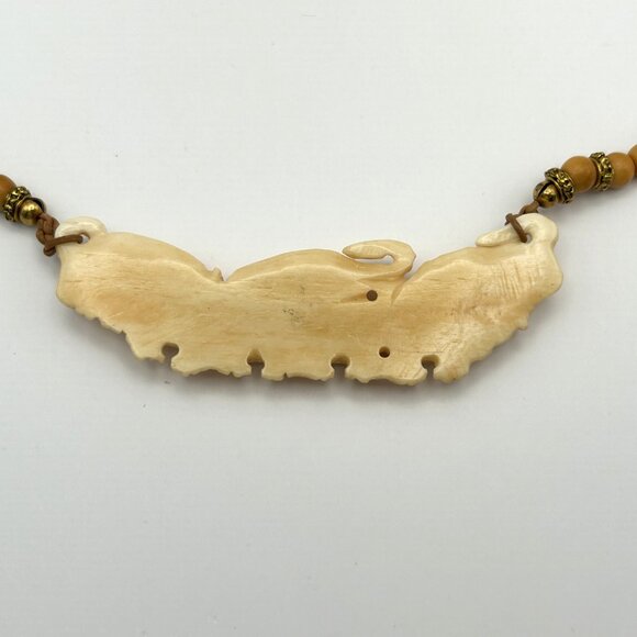 Artisan Carved Cat Pendant Beaded Necklace - Picture 3 of 13